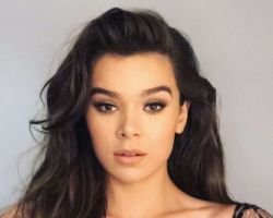 WHAT IS THE ZODIAC SIGN OF HAILEE STEINFELD?